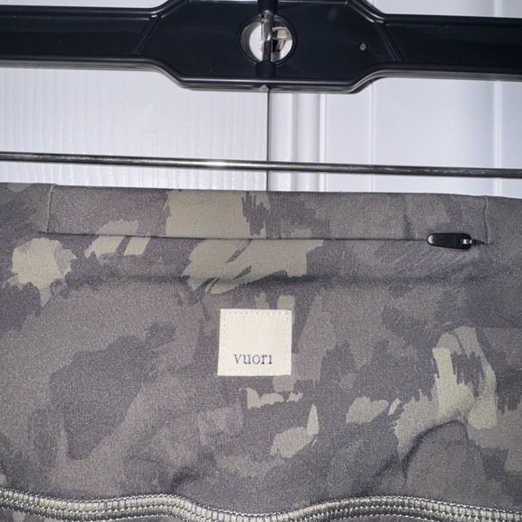 Vuori stride Leggings - Picture 4 of 4